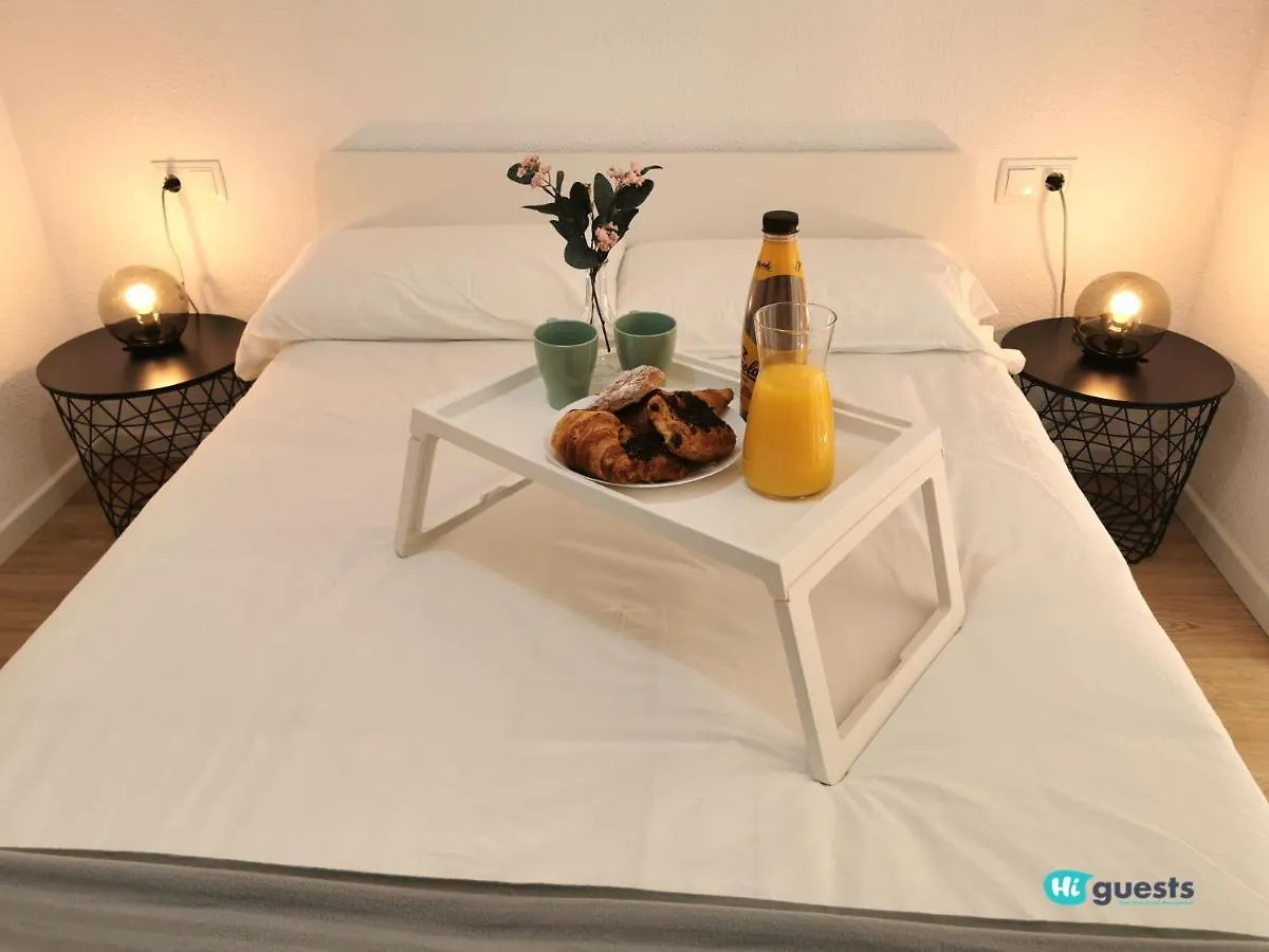 Higuests - Sagrada Familia Apartments Barcelona 0*,